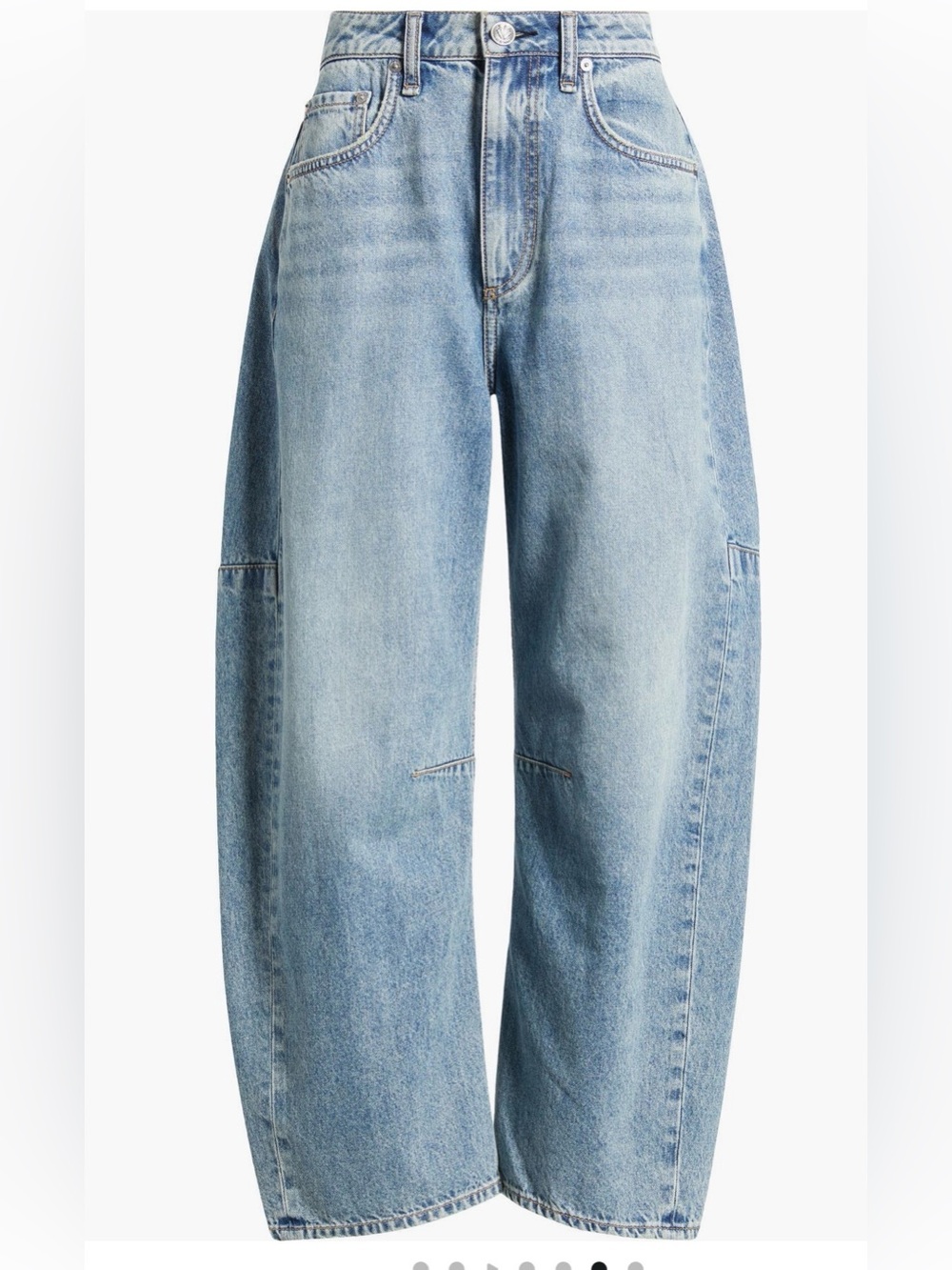 Charlie Super High Waist
Crop Barrel Jeans